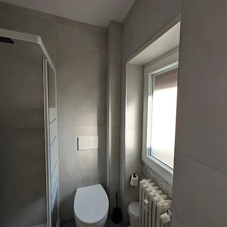 Away From Apartamento