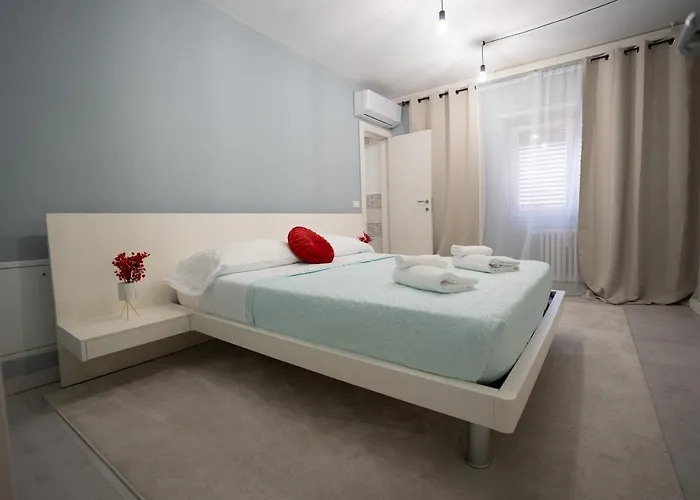 Away From ורונה